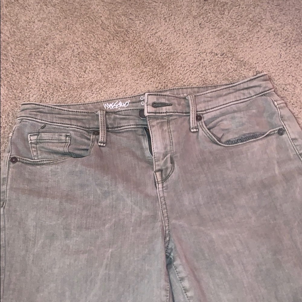 Jeans - Picture 2 of 3
